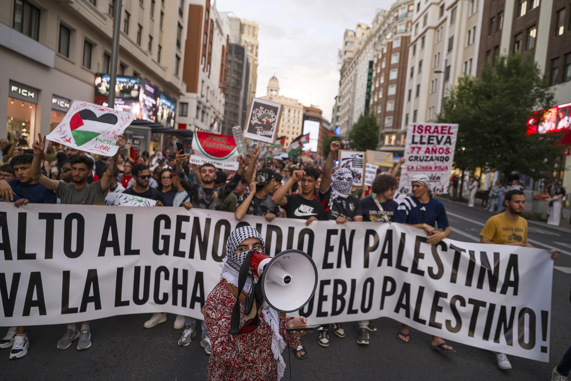 Gaza Cibeles Plza España - 24